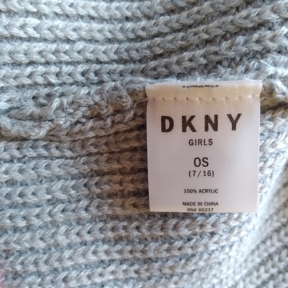 Girls DKNY Metallic Hat Glove Set Grey Knit Pompom Touchscreen Tech Touch Tips - Picture 8 of 16
